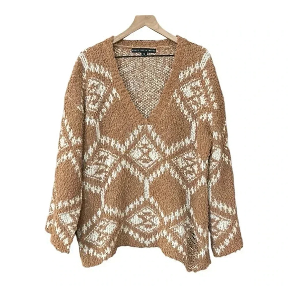 HYFVE Sweaters - HYFVE Oversized Chunky Knit V-Neck Textured Sweater Medium